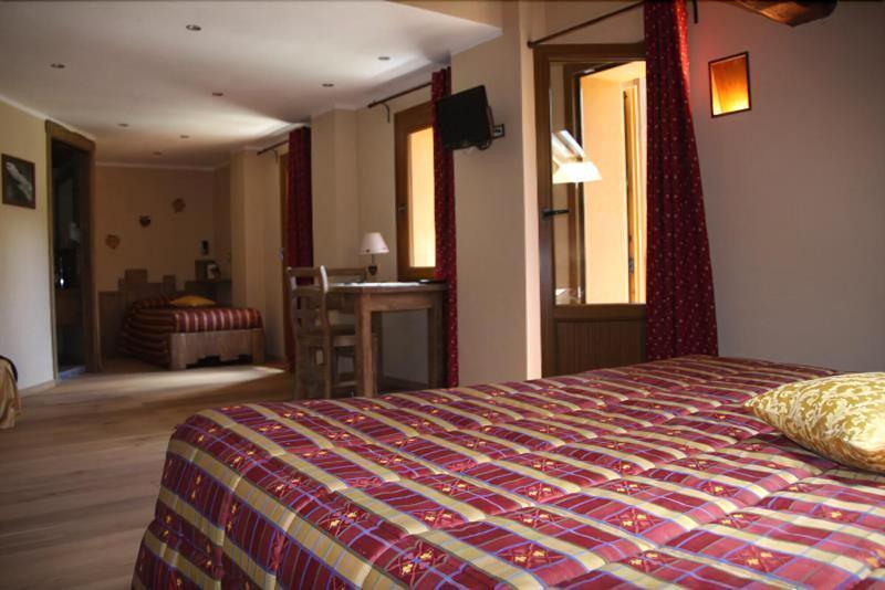 Albergo Herbetet 科涅 外观 照片